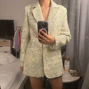 Blazer bought online no brand .solid quality for clubbing or date chanel style